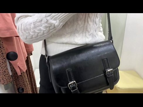 ❤️ Masturbasi umum tina jalang ngora FeralBerry sareng dildo di kamar pas ️❌ video seks dina pornosu.teencumpot.ru ❌️❤